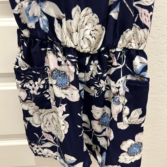 SHEIN Romper - Picture 4 of 4